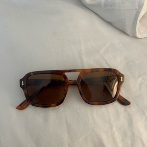 Free people retro tortoiseshell sunglasses